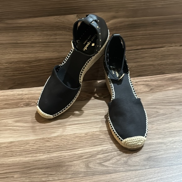 Kate Spade Black Palma Espadrilles Ankle Strap Gold Tone Accent Wedge 8 NWOB - Picture 17 of 17